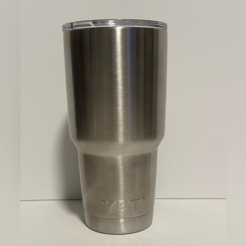 Yeti 32 ounce Travel Cup